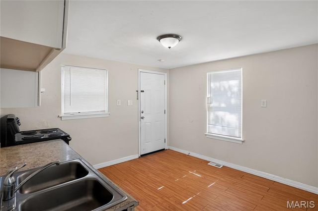 249 Barto Drive, St Louis, MO 63135