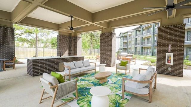 2953 Fm 2920 Road 3103, Spring, TX 77388