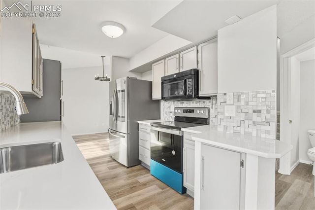 1850 Palm Drive, Colorado Springs, CO 80918