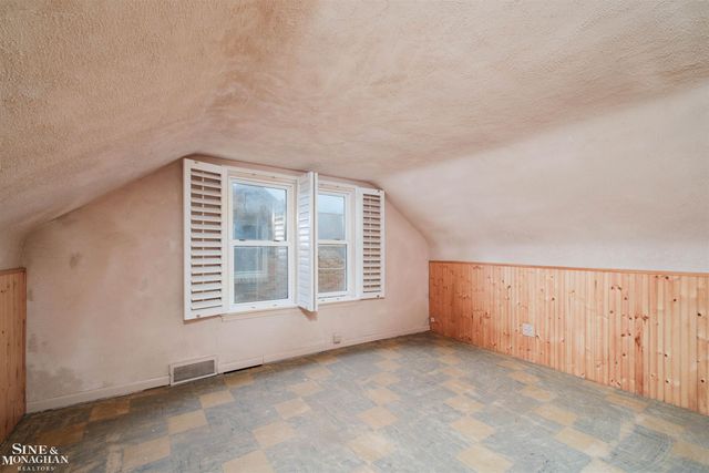 23131 David Avenue, Eastpointe, MI 48021