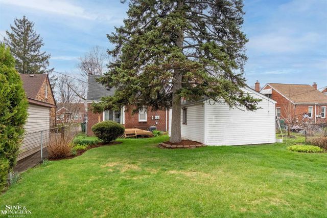 23131 David Avenue, Eastpointe, MI 48021