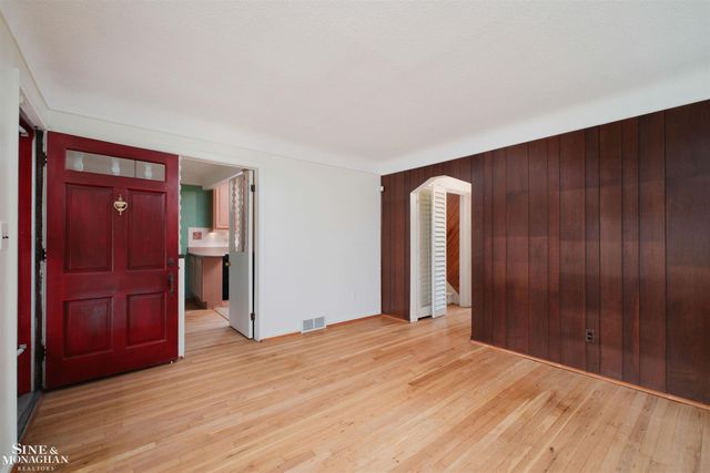 23131 David Avenue, Eastpointe, MI 48021