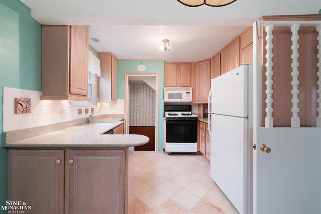 23131 David Avenue, Eastpointe, MI 48021