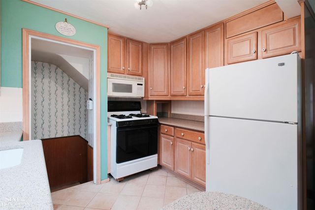 23131 David Avenue, Eastpointe, MI 48021