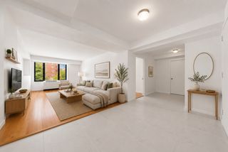 189 Avenue C Apt 4E, New York City, NY 10009