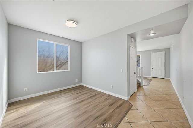 16498 Medinah, Fontana, CA 92336