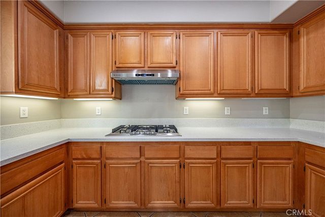 16498 Medinah, Fontana, CA 92336