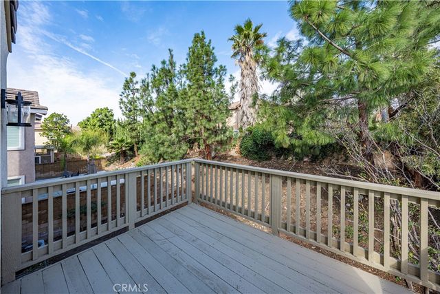 16498 Medinah, Fontana, CA 92336