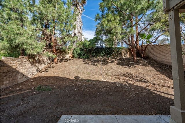 16498 Medinah, Fontana, CA 92336