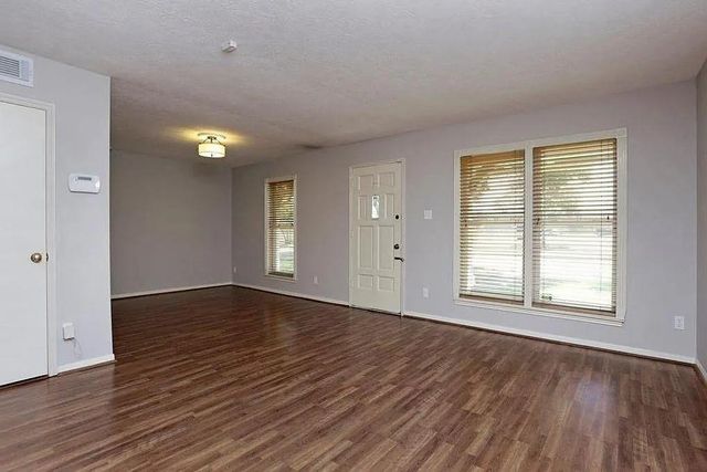 10432 Hammerly Boulevard 53, Houston, TX 77043