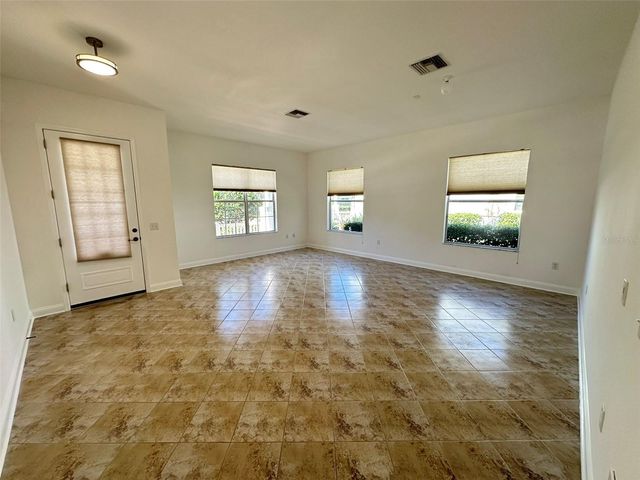 8120 TURKEY HILL COURT, Tampa, FL 33647