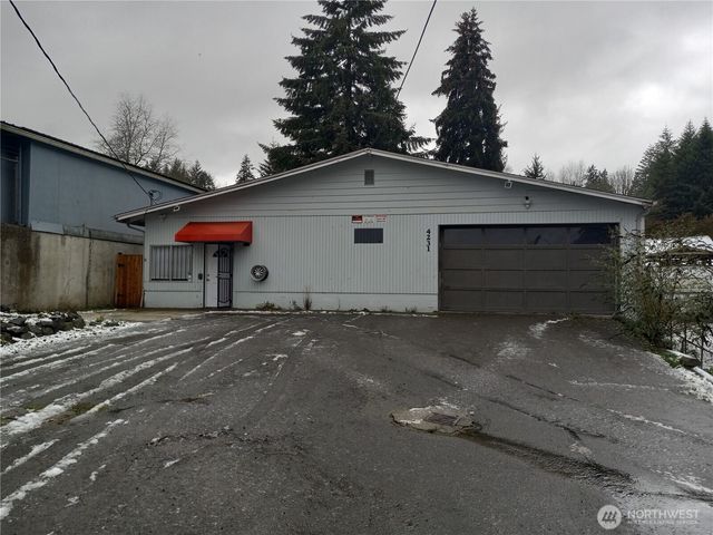 4231 Olympic Avenue W, Bremerton, WA 98312