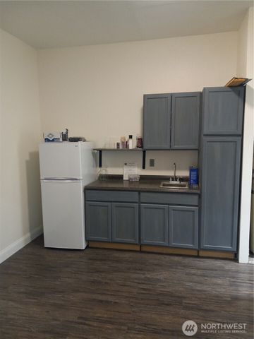 4231 Olympic Avenue W, Bremerton, WA 98312