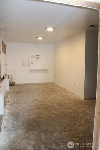 4231 Olympic Avenue W, Bremerton, WA 98312