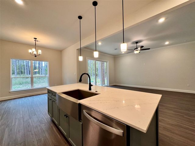 4212 Road 66126, Dayton, TX 77535