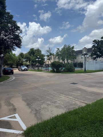 6000 Reims Road 3006, Houston, TX 77036