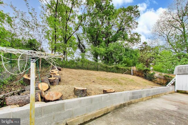2610 LORRING DR, District Heights, MD 20747