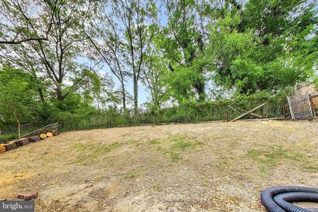 2610 LORRING DR, District Heights, MD 20747