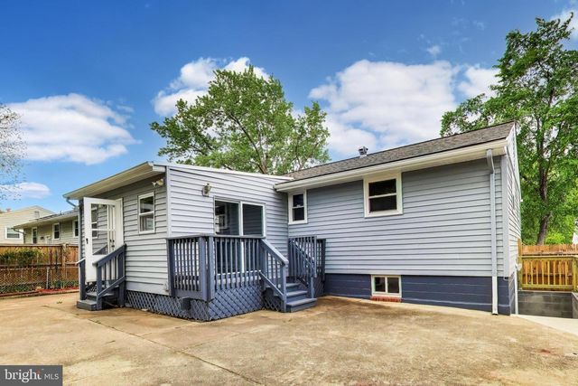 2610 LORRING DR, District Heights, MD 20747