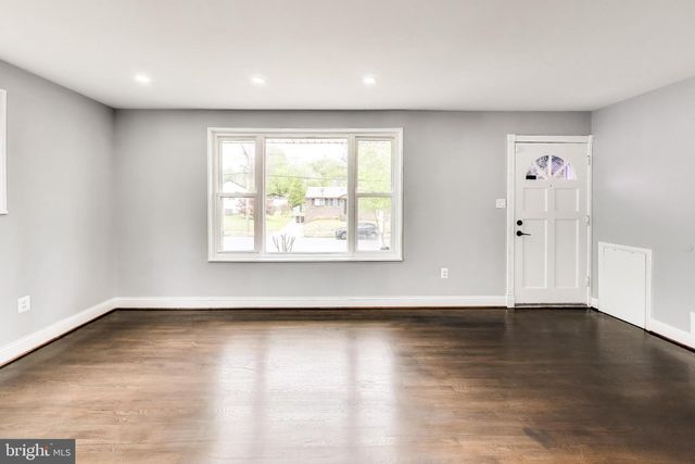 2610 LORRING DR, District Heights, MD 20747