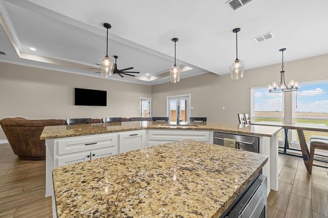 150 Longhorn, Odem, TX 78370