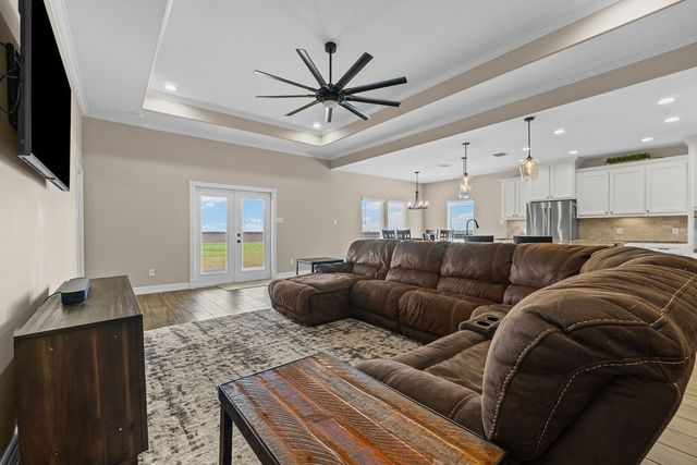 150 Longhorn, Odem, TX 78370