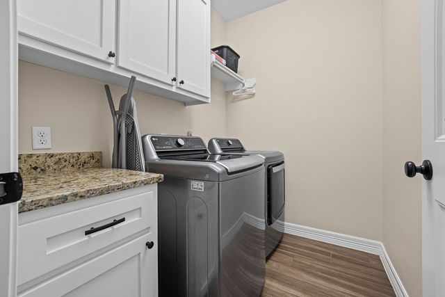 150 Longhorn, Odem, TX 78370