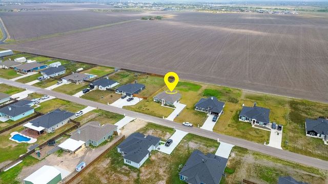 150 Longhorn, Odem, TX 78370