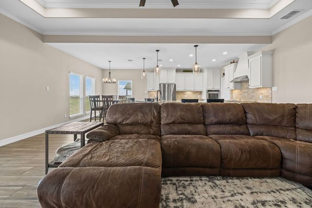 150 Longhorn, Odem, TX 78370