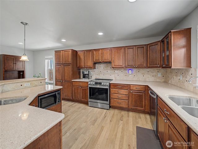 22601 SE 321st Street, Kent, WA 98042