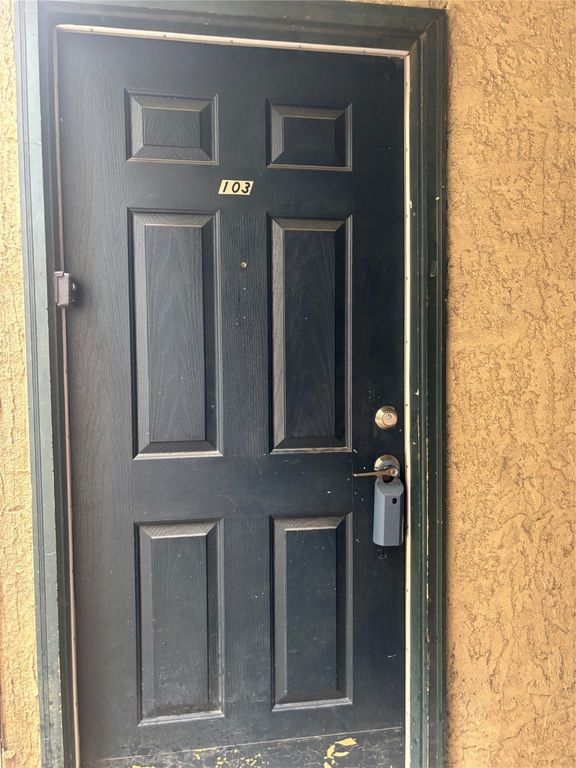 9520 Royal Lane 103, Dallas, TX 75243