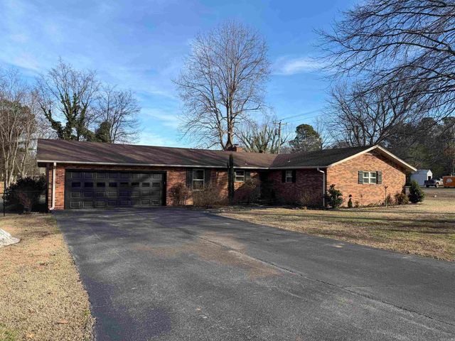 721 Homecrest Drive, Piggott, AR 72454