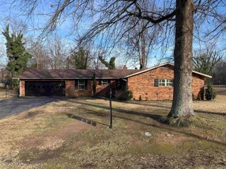 721 Homecrest Drive, Piggott, AR 72454