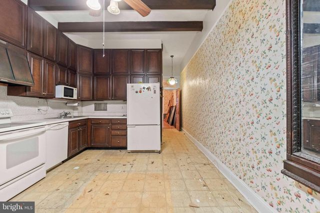 2905 SAINT PAUL ST, Baltimore, MD 21218