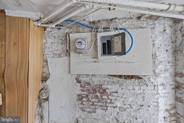 2905 SAINT PAUL ST, Baltimore, MD 21218