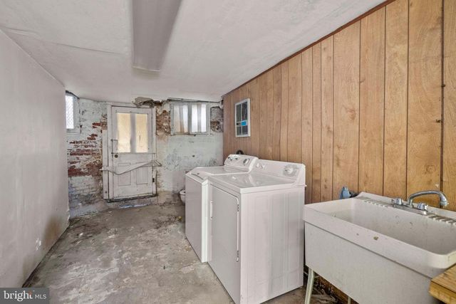 2905 SAINT PAUL ST, Baltimore, MD 21218