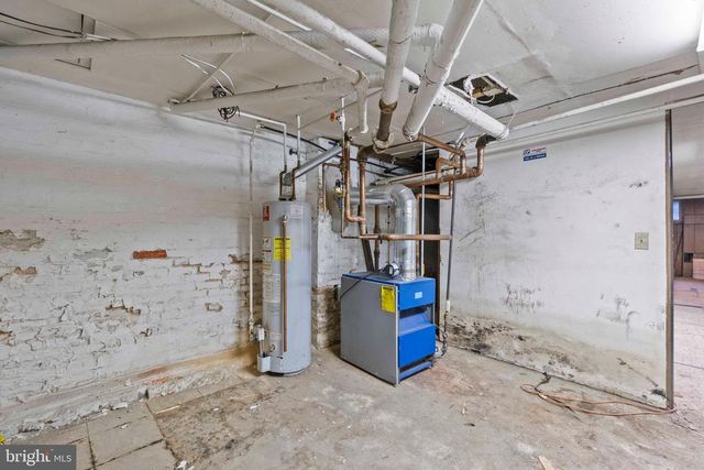 2905 SAINT PAUL ST, Baltimore, MD 21218