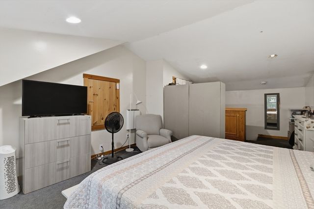 20 S Shore Rd, Westminster, MA 01473