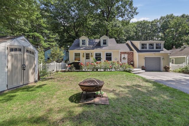20 S Shore Rd, Westminster, MA 01473