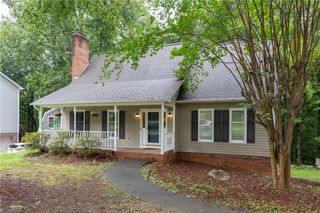 1721 Abbottsford Drive, Kernersville, NC 27284