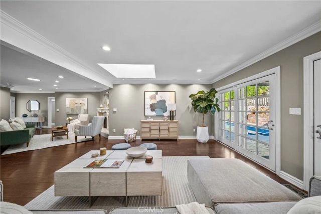 3862 Sherwood Pl, Los Angeles, CA 91423