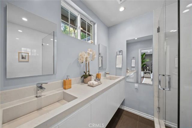 3862 Sherwood Pl, Los Angeles, CA 91423