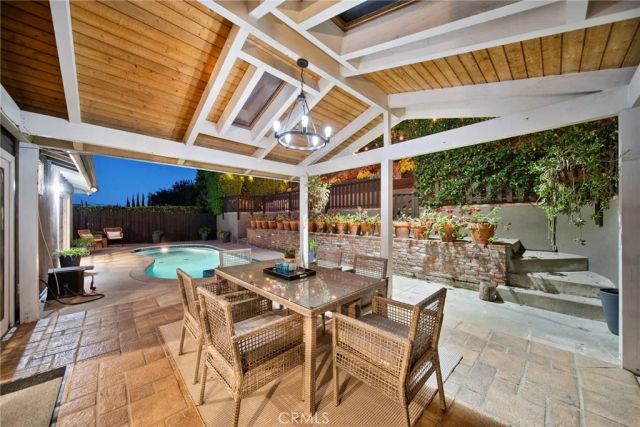 3862 Sherwood Pl, Los Angeles, CA 91423