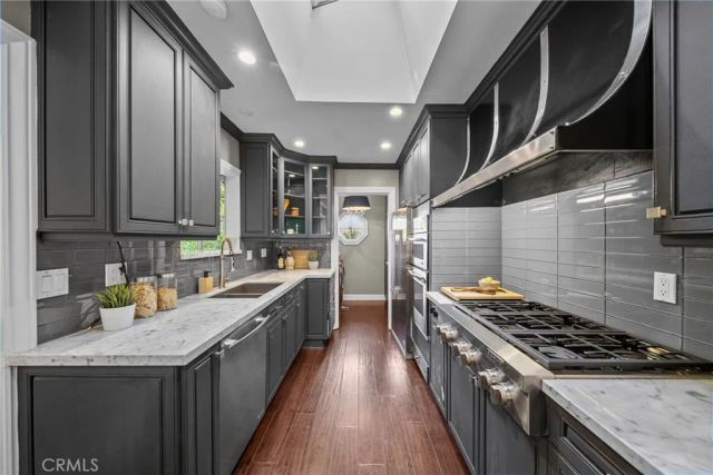 3862 Sherwood Pl, Los Angeles, CA 91423