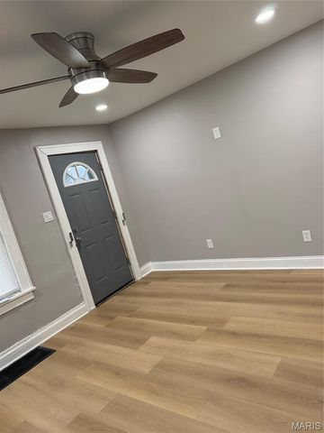 2123 69th Street, St Louis, MO 63121