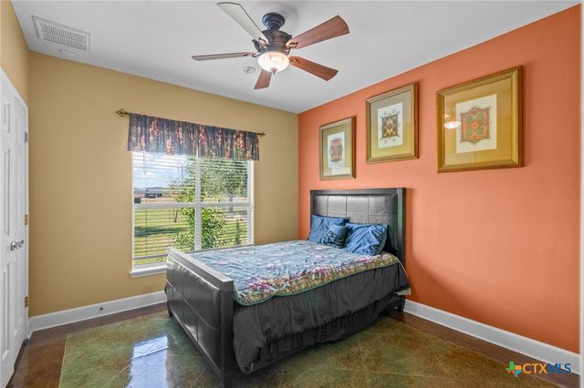 130 Post Oak Circle, Inez, TX 77968