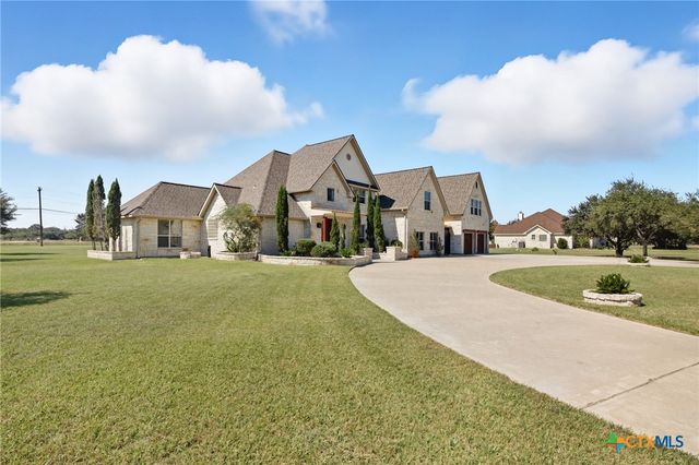 130 Post Oak Circle, Inez, TX 77968