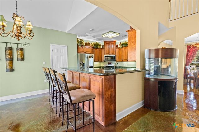 130 Post Oak Circle, Inez, TX 77968