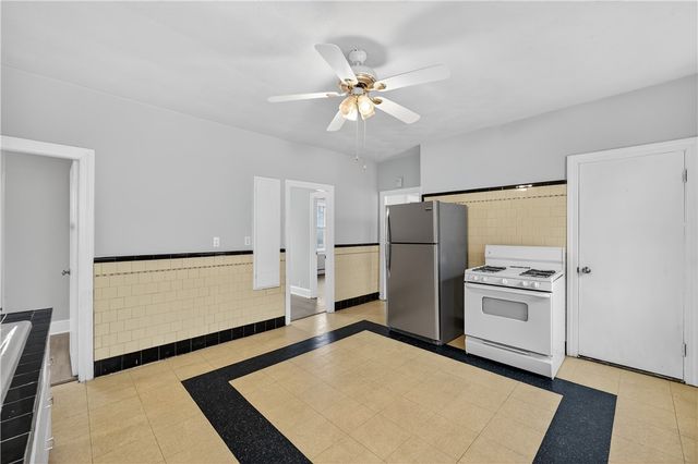 160 Magnolia Street, Providence, RI 02909