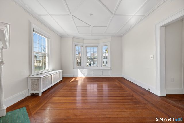 314 Ocean Avenue, New London, CT 06320